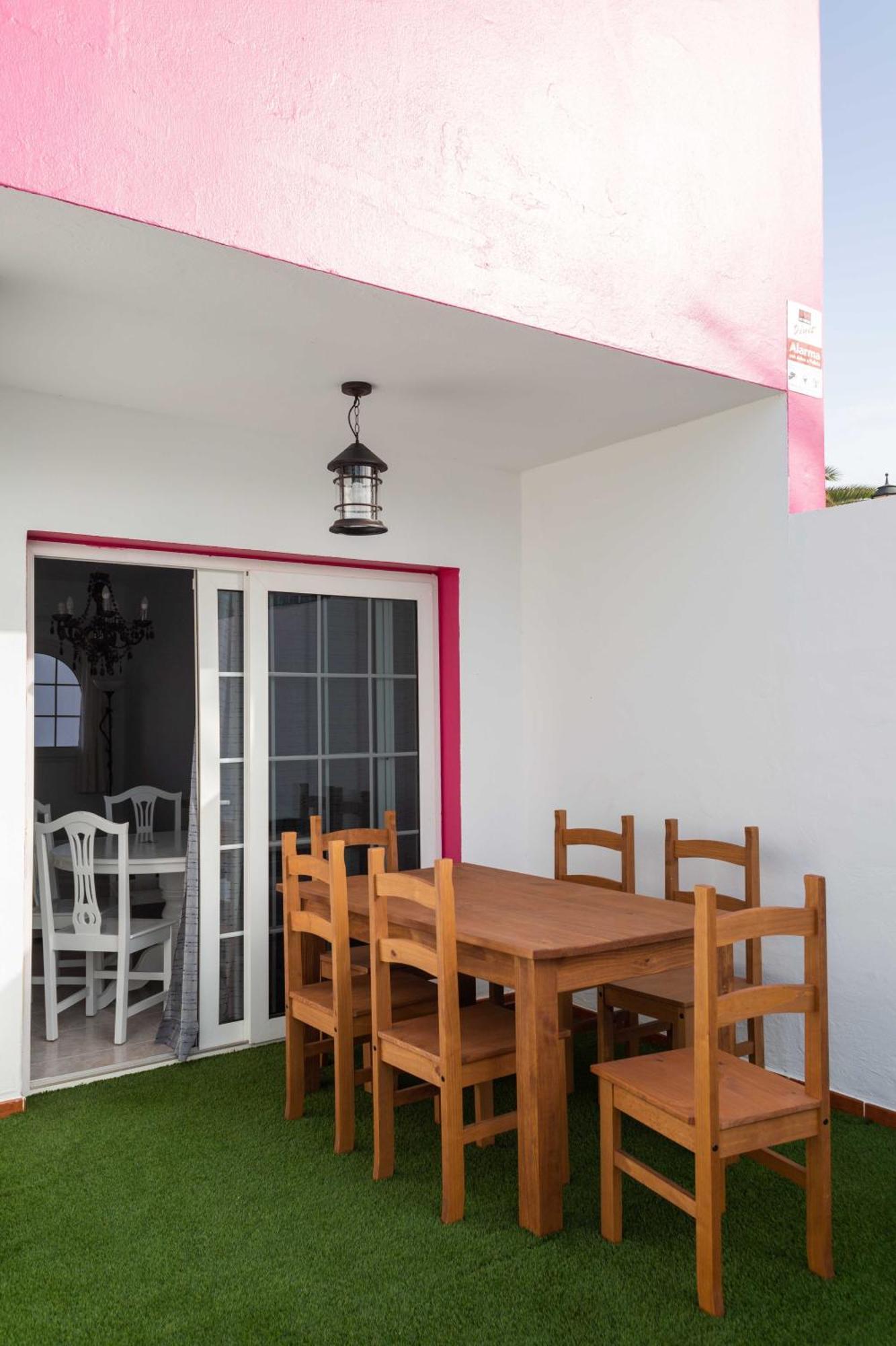 Galera Boutique Art Villas, By Amazzzing Travel Villa *